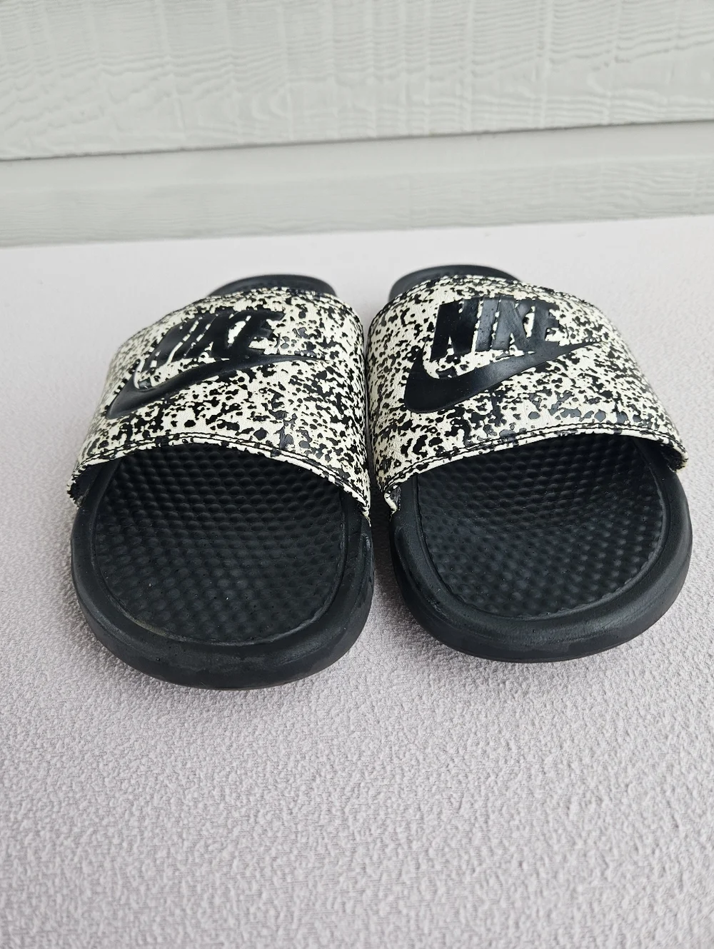 Nike Benassi JDI Slides Sandals Black White Men SZ 12 Slip-On Sports 631261-100